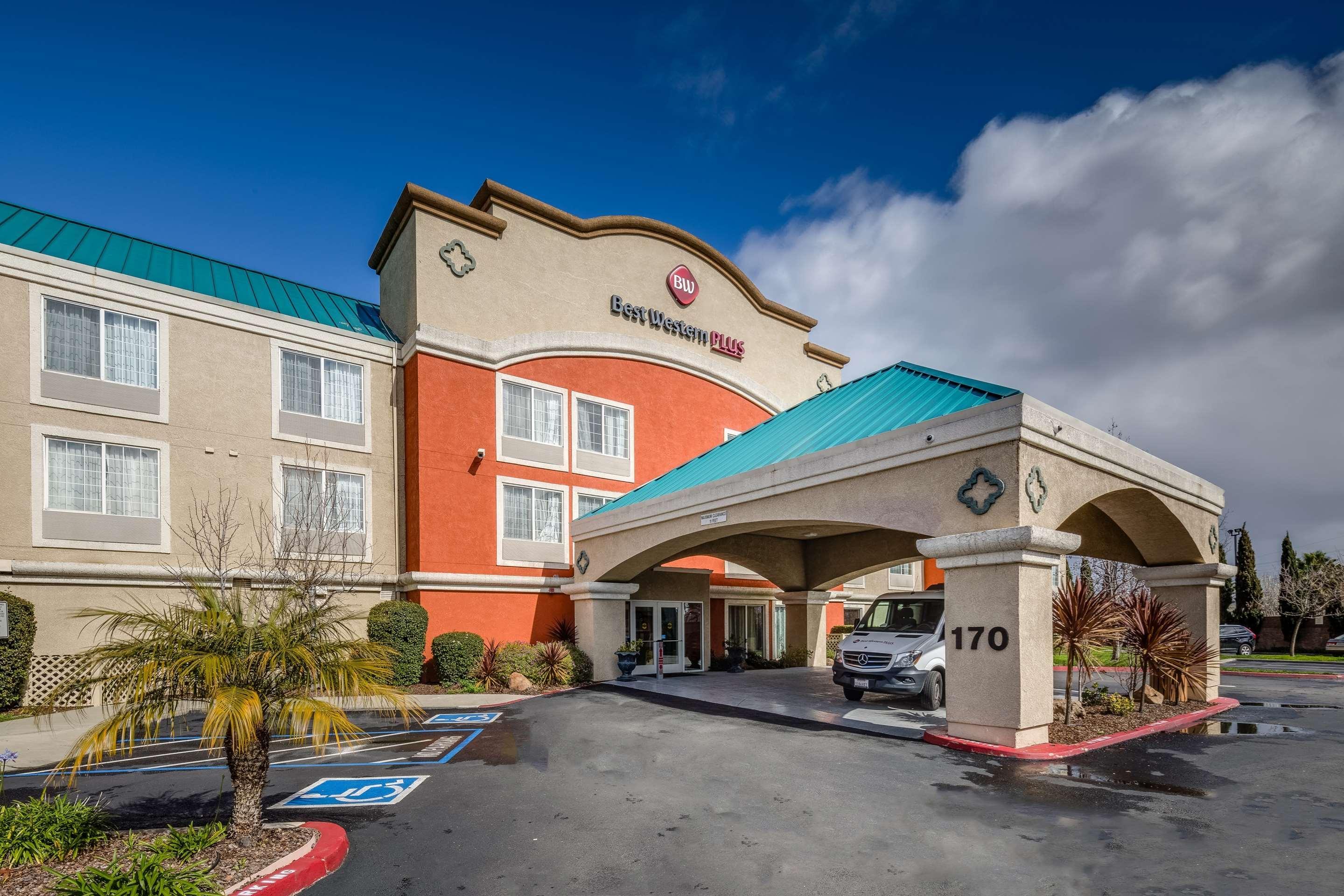 Best Western Airport Inn & Suites Oakland Exterior photo